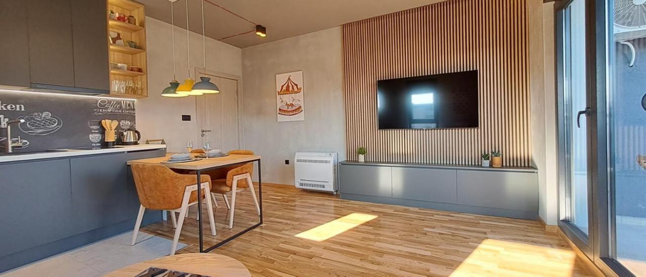 Stylish One Bedroom Apartment 波德戈里察 外观 照片